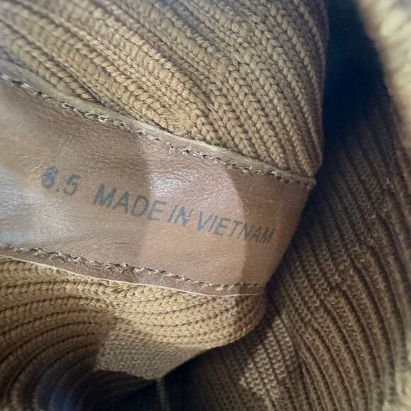 EVERLANE The High-Ankle Glove Boot In ReKnit® Size 6.5 NWOB - Picture 9 of 11